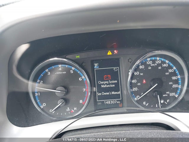 Toyota RAV4 LE 2017 2T3BFREVXHW571616 Image 9