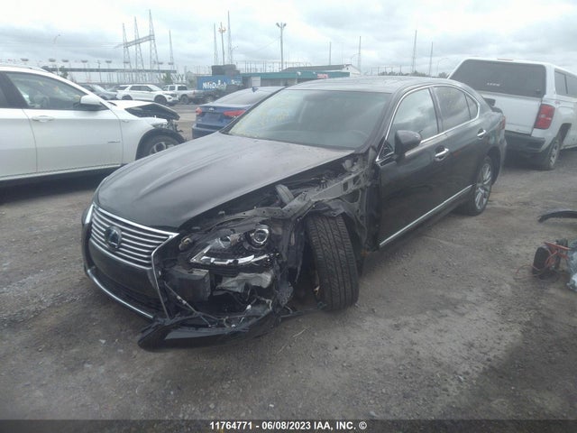Lexus LS 460 2014 JTHCL1EF2E5021304 Image 2