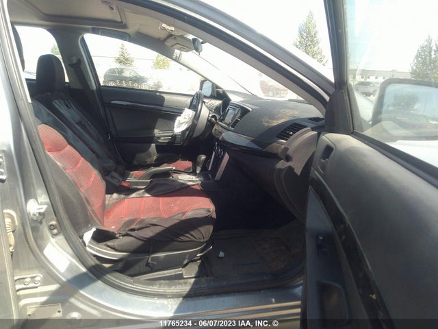 JA32X2HU5HU601236 Mitsubishi Lancer Sportback Se
