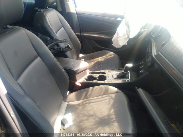 3VWE57BUXKM259124 Volkswagen JETTA SEL