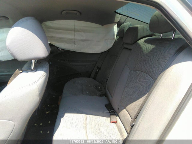 Hyundai SONATA HYBRID 2014 KMHEC4A45EA111923 Image 8