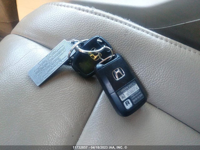 Honda Pilot Touring 2015 5FNYF4H93FB503429 Image 3