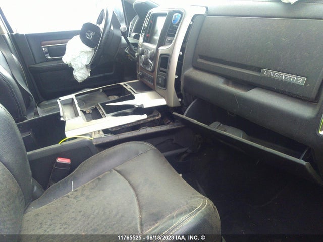 3C63R3ML1EG174517 RAM 3500 Laramie