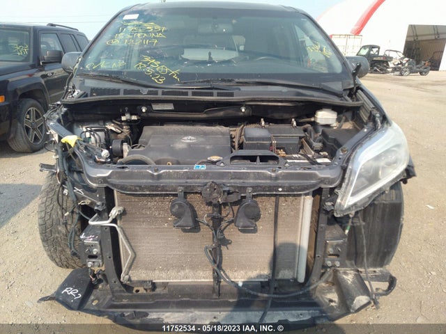 Toyota Sienna Xle/limited 2015 5TDDK3DC5FS122117 Image 8
