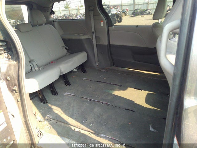 Toyota Sienna Xle/limited 2015 5TDDK3DC5FS122117 Image 10