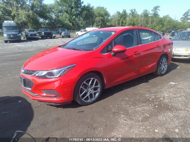 Chevrolet CRUZE LT 2017 3G1BE5SM0HS562162 Image 2