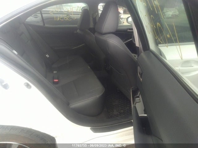 JTHC81D26K5038361 Lexus IS 300