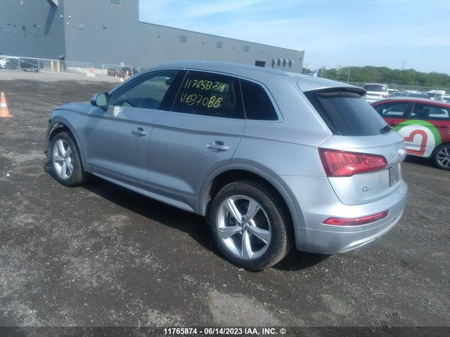 WA1BNAFY7J2037088 Audi Q5 Premium Plus
