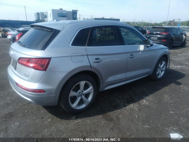 WA1BNAFY7J2037088 Audi Q5 Premium Plus