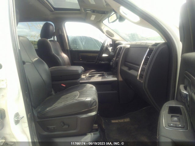 1C6RR7MT8ES227062 RAM 1500 Sport