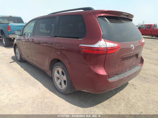 Toyota SIENNA LE 2015 5TDKK3DC2FS616216 Image 4