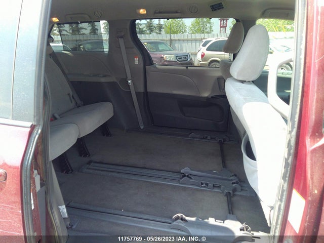 Toyota SIENNA LE 2015 5TDKK3DC2FS616216 Image 9