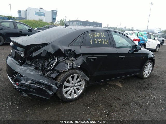 WAUAUGFF1H1034769 Audi A3 PREMIUM
