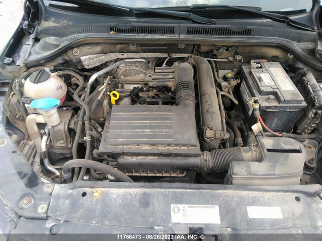 3VW2B7AJ1HM274333 Volkswagen JETTA