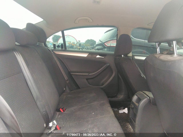 3VW2B7AJ1HM274333 Volkswagen JETTA