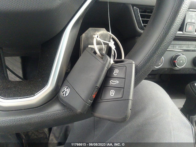 3VVCX7B26NM001241 Volkswagen TAOS S