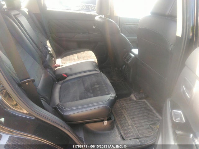 JA4J24A56KZ606959 Mitsubishi Outlander Sel/gt