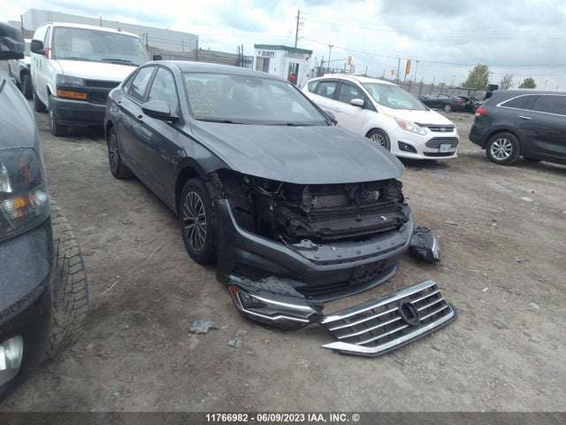 3VWE57BUXMM077149 auction archive image