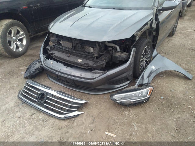 3VWE57BUXMM077149 Volkswagen JETTA SEL