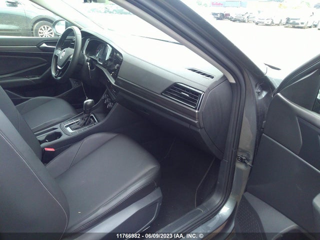 3VWE57BUXMM077149 Volkswagen JETTA SEL