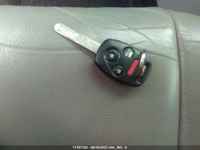 Honda PILOT EXL 2015 5FNYF4H61FB503242 Image 3