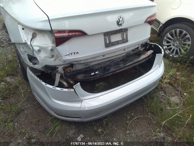 3VWE57BU8KM083190 Volkswagen JETTA SEL