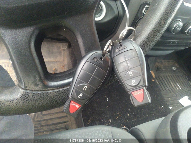 1C6RR7FG6HS672663 RAM 1500 St