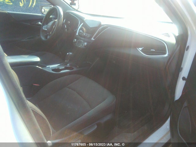 Chevrolet MALIBU LT 2019 1G1ZD5ST8KF213982 Image 5