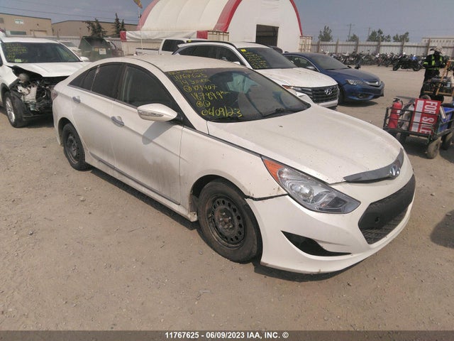 Hyundai SONATA HYBRID 2014 KMHEC4A4XEA109407 zdjęcie główne