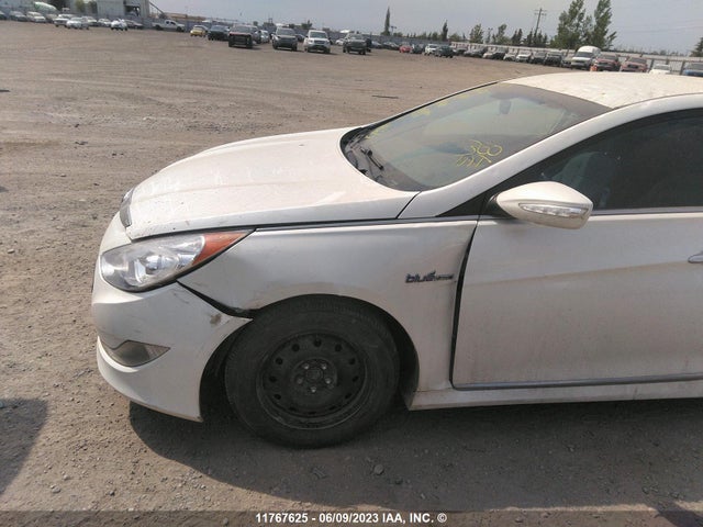 Hyundai SONATA HYBRID 2014 KMHEC4A4XEA109407 Image 7