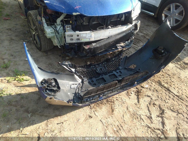 JTHKD5BH0F2214141 Lexus CT 200