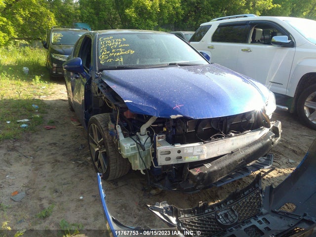 JTHKD5BH0F2214141 Lexus CT 200