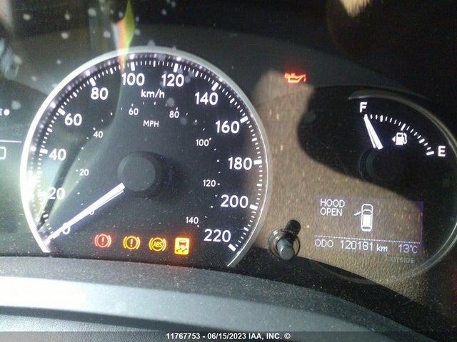 JTHKD5BH0F2214141 Lexus CT 200