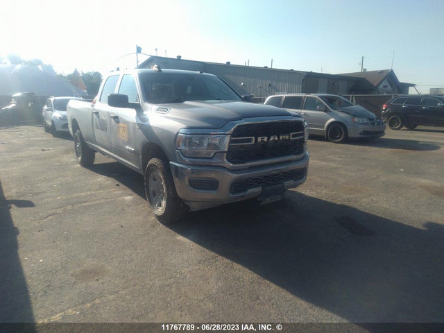 3C6UR5HJ9KG582526 auction archive image