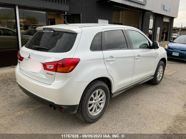 4A4AH3AU2EE606239 Mitsubishi RVR SE