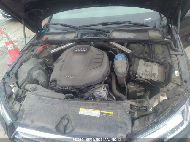 WAUCNAF4XHN060670 Audi A4