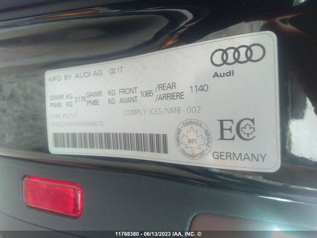 WAUCNAF4XHN060670 Audi A4