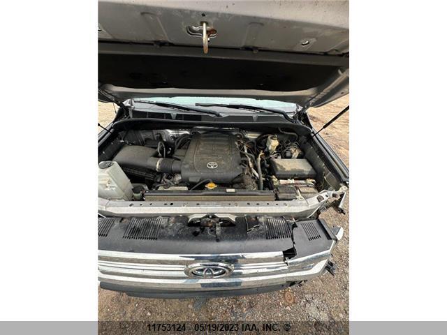 Toyota TUNDRA 2017 5TFDY5F15HX660464 Image 10