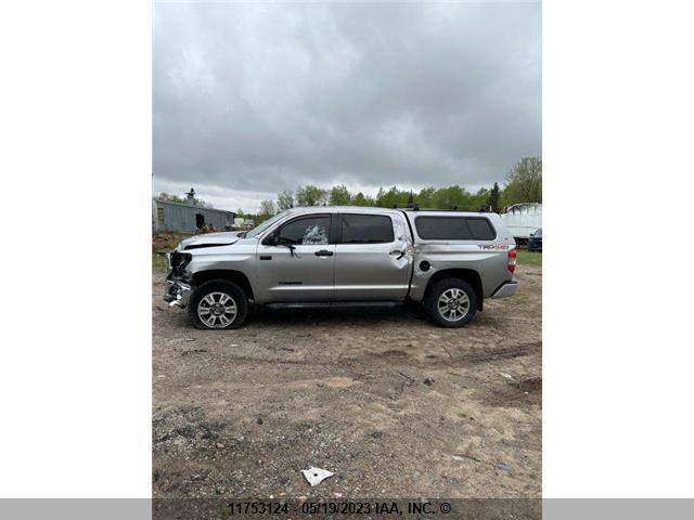 Toyota TUNDRA 2017 5TFDY5F15HX660464 Image 7