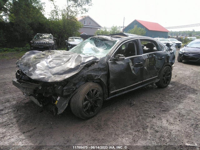 1VWCH7A32EC052062 Volkswagen PASSAT SEL