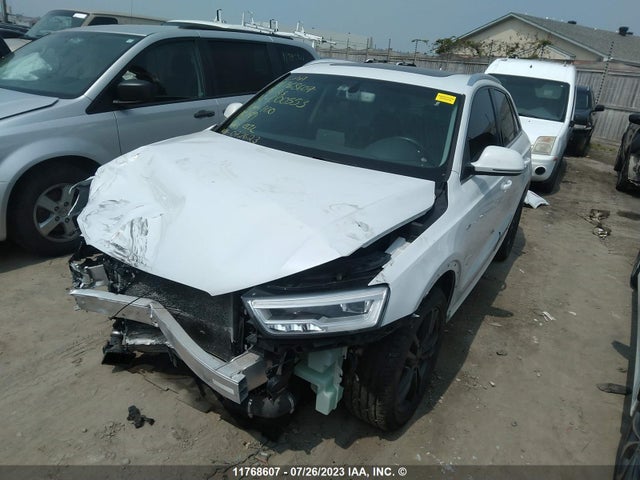 WA1GFCFS7GR000553 Audi Q3 Prestige