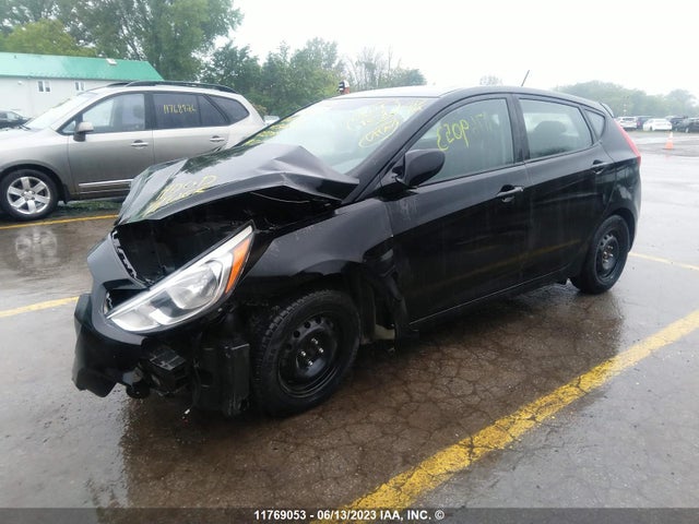 Hyundai ACCENT SE 2017 KMHCT5AE9HU368057 Image 2