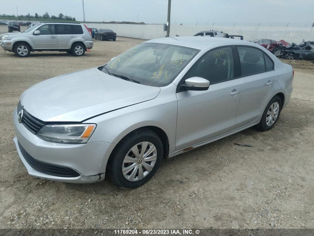 3VW2K7AJ7EM242742 Volkswagen JETTA S