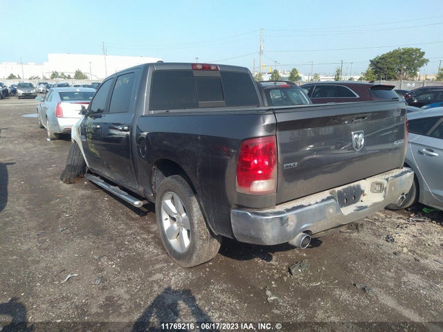 1C6RR7LM4GS201880 RAM 1500 Slt