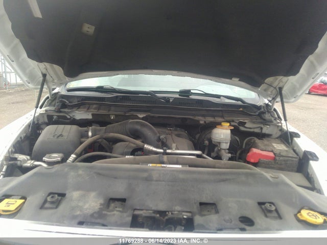 1C6RR7GT9ES462341 RAM 1500 Slt