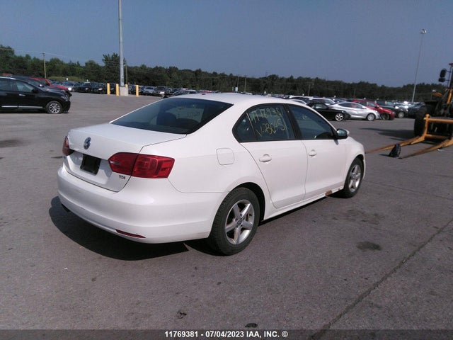 3VWDL7AJ5EM230451 Volkswagen JETTA TDI