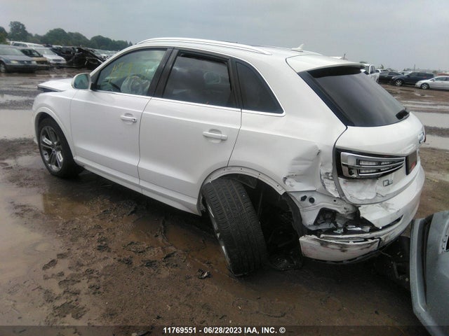 WA1JCCFS7JR015284 Audi Q3 Premium Plus