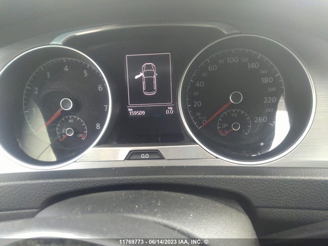 3VW217AU8FM051653 Volkswagen GOLF