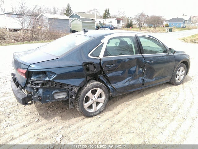 1VWUA7A30LC003996 Volkswagen Passat Highline