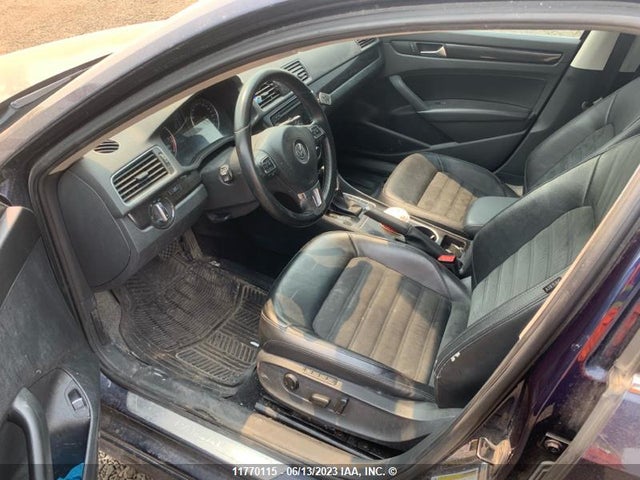 1VWCN7A39EC115943 Volkswagen PASSAT SEL